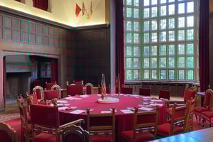 De Berlin : Kings, Crimes, & Spies Potsdam Day Trip by Van