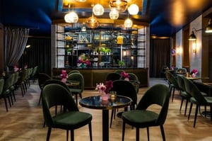 Отель AMO от AMANO на улице Фридрихштрассе