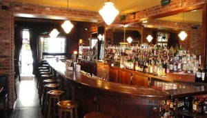 Juleps New York Bar und Restaurant