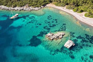 Bodrum: Orak Island Boat Tour with Swim Stops and Lunch