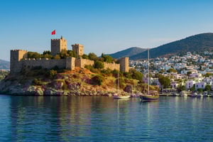 Bodrum port: Guided City Tour with Castle & Mausoleum Visit