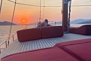 Bodrum: Bodrum Private Sunset Boat Tour