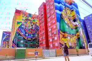 De La Paz: El Alto Cholet Passeio de um dia pela arquitetura andina