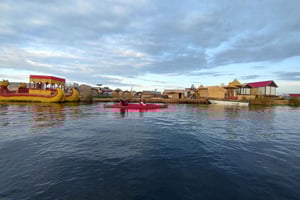Kayak a Uros e sull'isola di Taquile