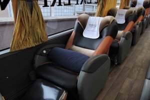 La Paz: Ticket de entrada a Uyuni (Premiun sleeper bus)