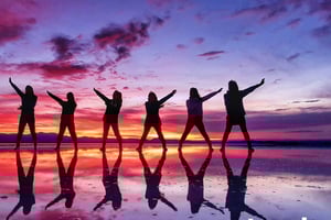 UYUNI SALT FLAT: SUNSET & STARLIGHT EXPERIENCE