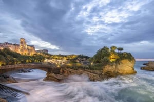 Von Bordeaux aus: Ganztägige private Tour durch das Baskenland