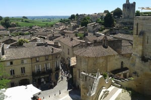 From Bordeaux: Saint-Emilion Wine Tasting Tour