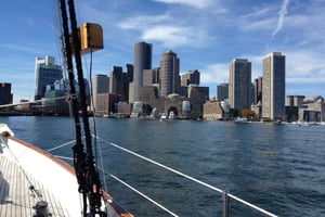 Boston: Downtown Harbor Sailing Cruise