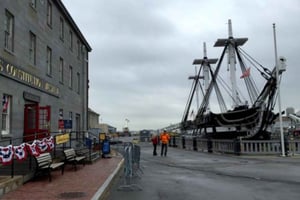 Boston: Donation för inträde till USS Constitution Museum