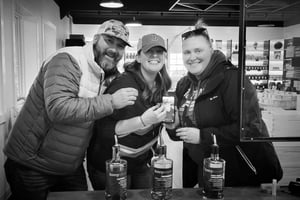 Excursion d'une journée depuis Boston : Visite d'une hydromellerie et dégustation de vin