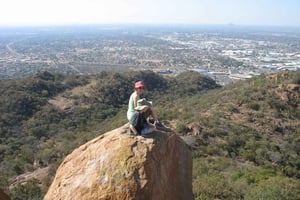 Gaborone: Caminhada pela colina Kgale e experiência de piquenique gourmet