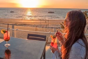 Moreton Island: Tangalooma Whale Watching & Dolphin Viewing