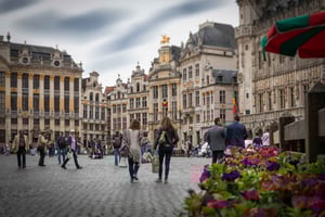 Brussels: Guided Food Tour with Full Meal and Drinks
