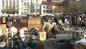 Mercado de Pulgas da Place du Jeu de Balle