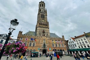 From Brussels: Ghent and Bruges Day Trip with Guide