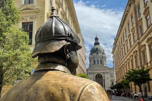 Budapest: Hjälp myndigheterna Utomhus Escape Room Spel