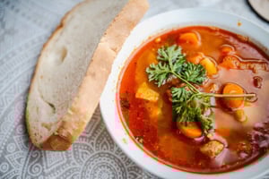 Budapest: Grill på landet og besøg i en traditionel landsby