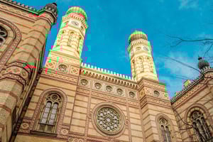 Budapest: Jewish District Private Walking Tour