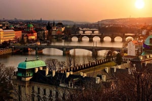 Budapeste: Transfer privado para Praga ou de Praga para Budapeste