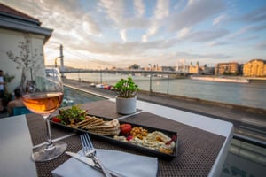 Budapeszt: łaźnia turecka i spa Rudas – całodniowy karnet i 3-daniowy posiłek