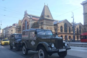 Soloppgangstur i Budapest i en gammel russisk jeep