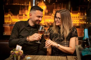 Budapeste: Cruzeiro com jantar no Dia dos Namorados com espetáculo de piano