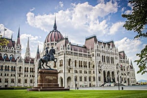 Van gezellig naar groots: Bratislava en Boedapest