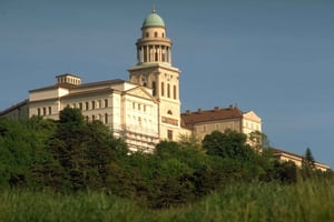 Excursión de un día a Pannonhalma desde Budapest con Győr