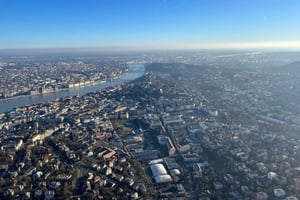 Hongarije van bovenaf: rondvlucht boven het kasteel van Visegrád