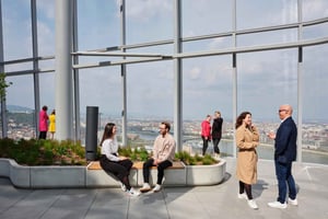 Budapest SkyDeck Tower – Panoraamahissi ja näköalatasanne