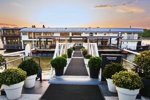 Будапешт: ужин из 3 блюд на двоих в ресторане на лодке