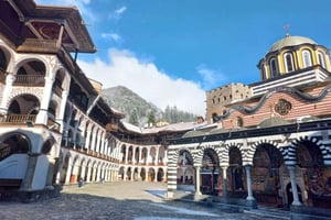 Fra Sofia: Dagsudflugt til Rila-klosteret