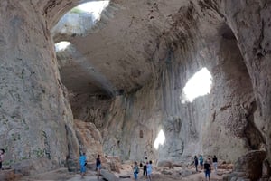 Sofia: Grottan Guds ögon och Iskar-Panega Geopark Tour