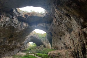 Sofia: Lovech, Caverna Devetashka e Excursão às Cachoeiras Krushuna