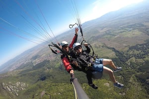 Sofia: Paragliding Adventure with visit of Koprivshtitsa