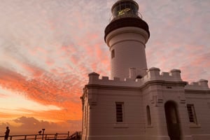 Byron Bay: Cape Byron Lighthouse Guided Sunrise Tour