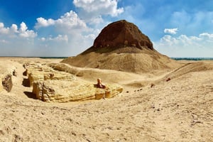 Från Kairo: Privat dagstur till El Fayoum-pyramiderna