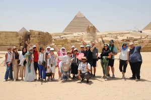 Fra havnen i Alexandria: Tur med overnatning til Cairo og Gizeh-pyramiderne