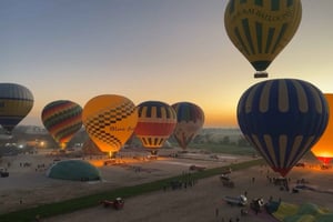 Do Cairo: cruzeiro de 5 dias pelo Nilo para Aswan e balão por voos