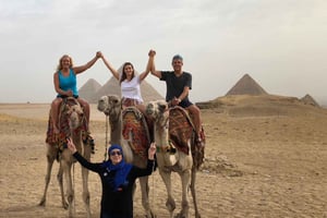 جولة ليوم كامل: أهرامات الجيزة وأبو الهول وسقارة وممفيس