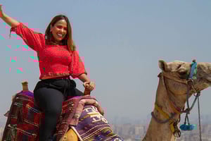 Gizeh: Pyramiden bei Sonnenuntergang Geführte Kameltour