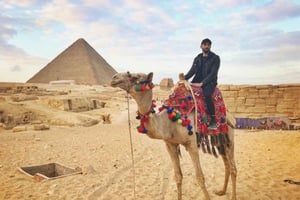 Luxor: Übernachtungstour von Luxor nach Kairo mit dem VIP-Zug