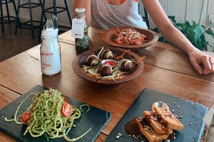 Cape Town : Best Street Food Tour With A Local Guide