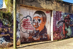 Cape Town: bicycle or E-scooter History Tour with Coffee