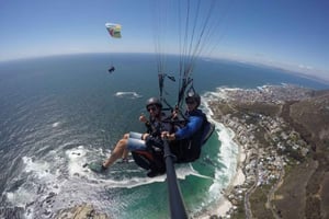 Кейптаун: тандемный полет на параплане - захватывающие дух виды