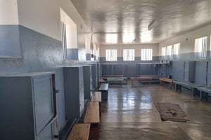 Private Tour: Robben Island, City Tour and Table Mountain
