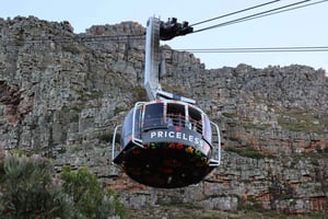 Cape Town: Cape Peninsula & Table Mountain Private Day Trip