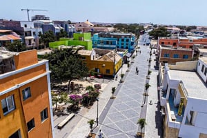 Espargos: Guided Sal Island City Tour