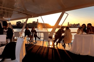 Buenos Aires: entardecer no Rio da Prata com navegação e open bar